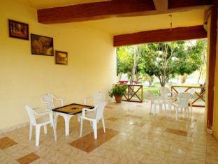 La Perle Resort